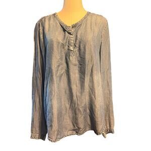 Anthropologie Cloth & Stone Denim Jean Top Women's Blue Denim Long Sleeve. Large